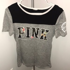 pink vs t-shirt
